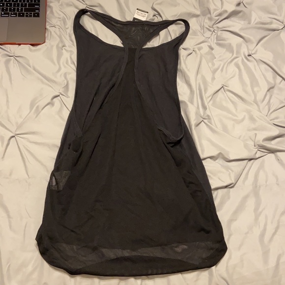 Nike mesh back tank, size S/M - Picture 2 of 2